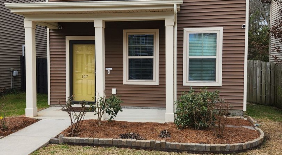 Cute 3 Bedroom 2.5 Bath Home Located in Indigo Place/West Columbia