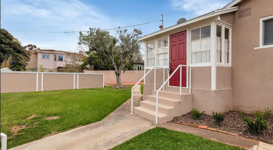 Stunning Mission Hills Residence close to Pioneer Park. 3-bedroom/1-bathroom, with detached garage home in the heart of an amazing location!! Only $4,395/mo