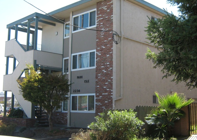 Apartments Near 1 bedroom, 1 bath, apartment is perfect for those seeking a comfortable and convenient living space. 