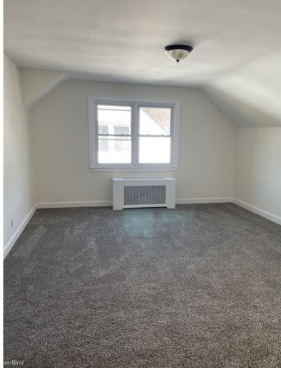 Spacious 1 Bedroom Apartment with Lake Views on 2nd Floor of Private Home - Located In Yonkers