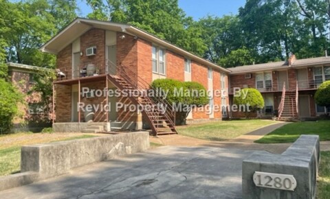 Apartments Near William Moore College of Technology First Month Free on a 13-Month Lease for William Moore College of Technology Students in Memphis, TN
