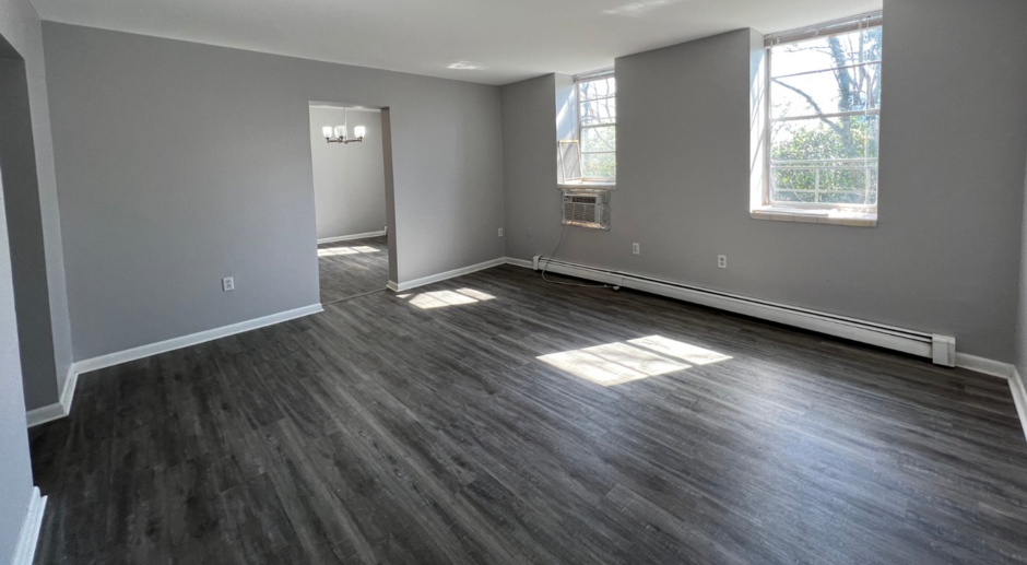 Walnut Hills: Newly renovated 1 bedroom available for lease! 
