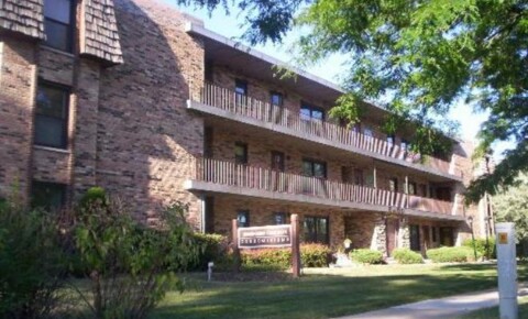 Apartments Near Lombard 2600 Oakton Street for Lombard Students in Lombard, IL