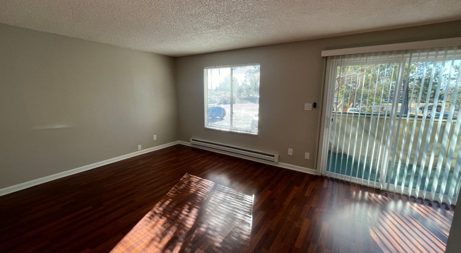 Renovated, Spacious, Upstairs 2 bedroom condo with Washer/Dryer, Pool & Parking