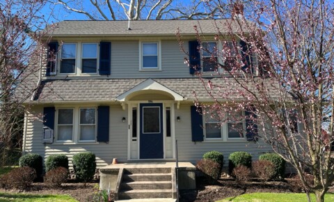 Apartments Near DelVal 194 Shewell Ave for Delaware Valley College Students in Doylestown, PA