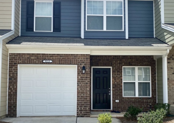 Houses Near Stylish 3 Bed Townhouse with Granite Countertops and Hardwood Floors in Charlotte!