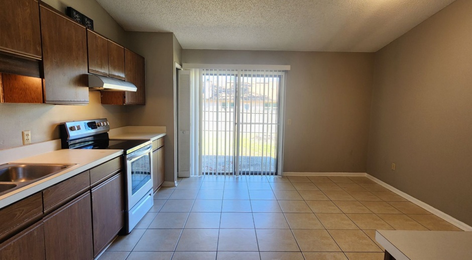 Move In Special - $800.00 OFF THE RENT 