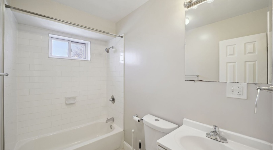 Recently renovated, luxurious 3 bedroom/2 bath Off H Street