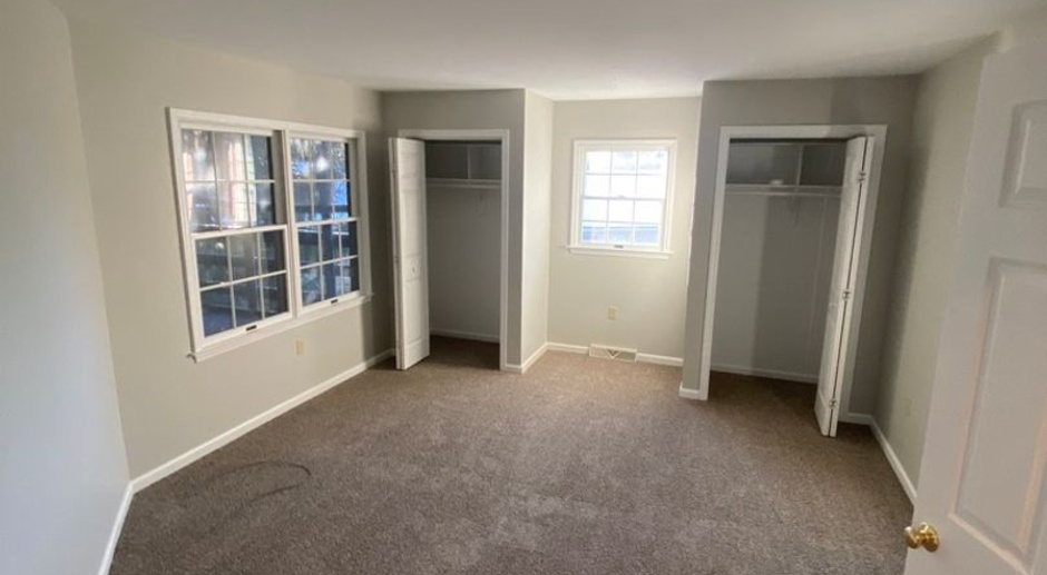 First Floor 2 BR 2 BA Condo in Wyomissing, PA!!