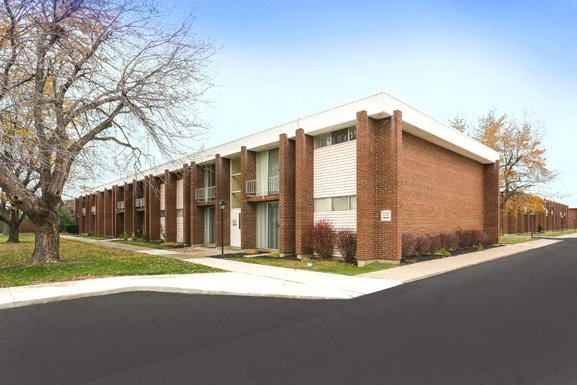 Amherst Manor Apartments