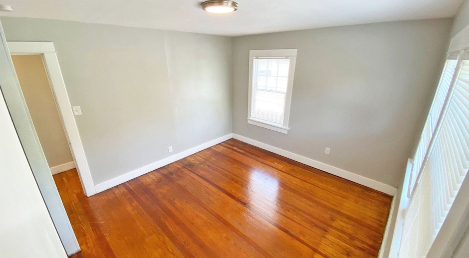 Beautifully Remodeled Single-Family Home in Dayton!: New Year, New Home: 50% Off First Full Month's Rent
