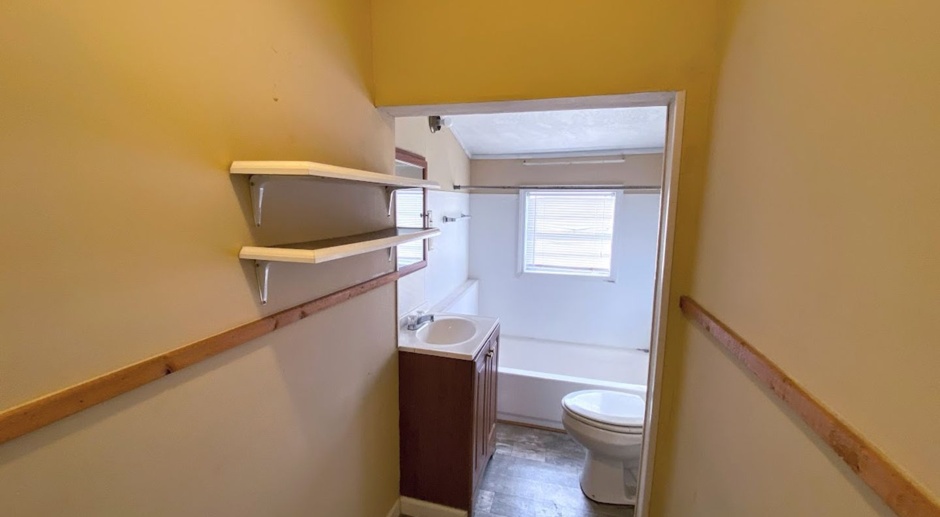 2-Bed, 1-Bath Home in Lake Charles - 2701 Cline Street, Unit C