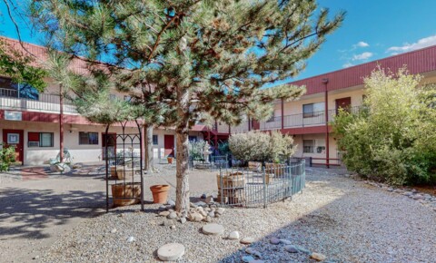 Apartments Near Albuquerque Lomas Gardens for Albuquerque Students in Albuquerque, NM