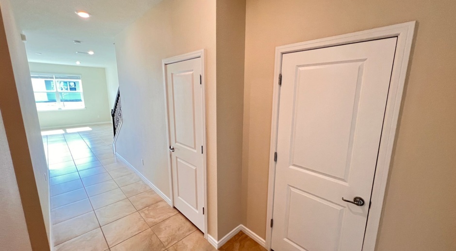 Charming 4 Bedroom, 3 Bathroom Home in Kissimmee!!! Ready for Move In