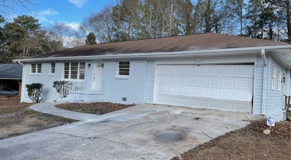 **PRICE IMPROVEMENT**1564 Westwood Way: 3 BD, 1.5BA Brick Ranch Convenient to Clayton State University.  Available Now!
