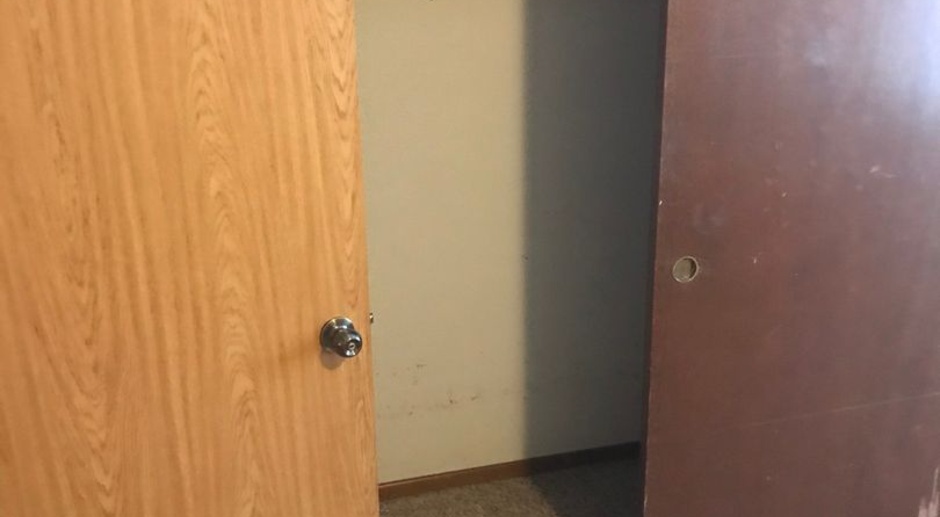 2 bedroom town home close to Iowa State University