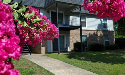 Apartments Near Dothan Grove at Westgate Apartments for Dothan Students in Dothan, AL