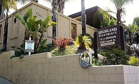 Apartments Near Bellus Academy-Poway 4325 Lowell Street  for Bellus Academy-Poway Students in Poway, CA