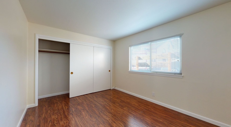 Large remodeled 1-bedroom end unit, walk to Caltrain, impressive 91 WalkScore!