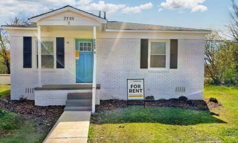 Apartments Near JCSU Come tour this newly remodeled 2-bedroom, 1-bathroom home located in the Charlotte neighborhood, surrounded by beautiful greenery with nearby parks!Call 704.710.6273 Hablamos Español for Johnson C Smith University Students in Charlotte, NC
