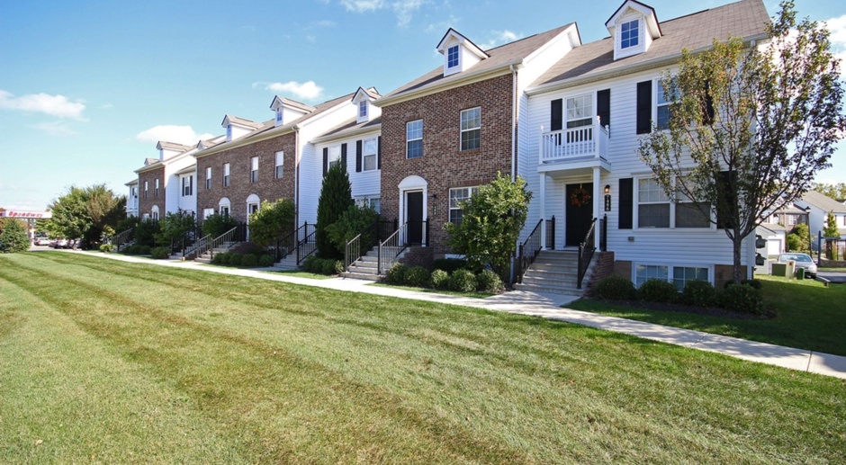 Polaris area 2BD & 3BD Townhomes - 1st month RENT FREE or $100 off monthly rent 18 month lease AND $0 Security Deposit 