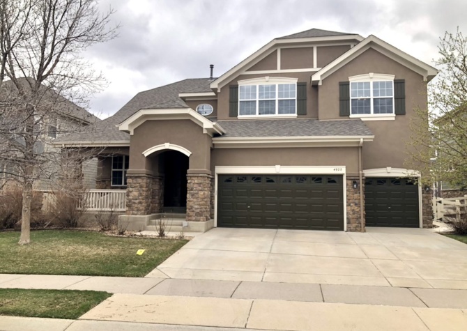 Houses Near Dazzling Home In Broomfield