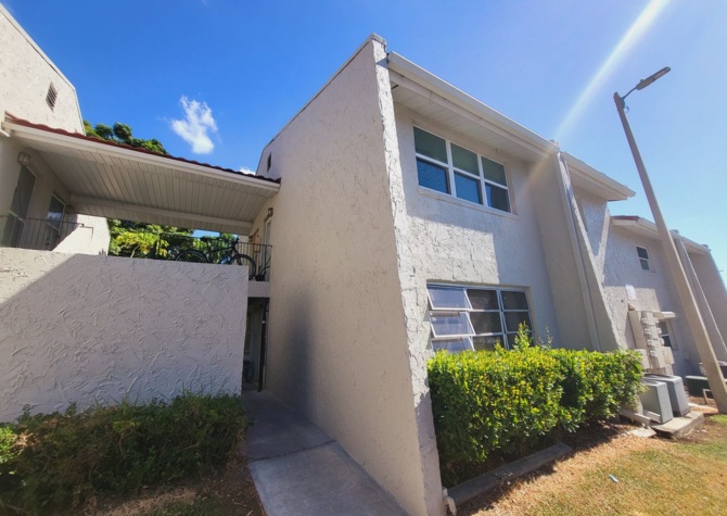 Apartments Near Your Lake View Condo is waiting for you in Winter Haven!