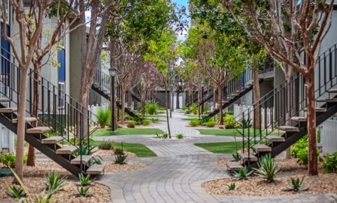 Apartments Near American Career College-Anaheim Twin Pines Apartments for American Career College-Anaheim Students in Anaheim, CA