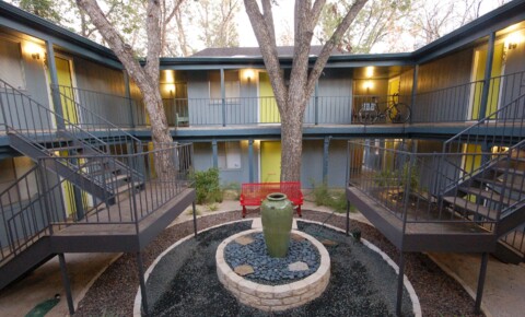 Apartments Near Everest Institute-Austin Beehive Studios for Everest Institute-Austin Students in Austin, TX