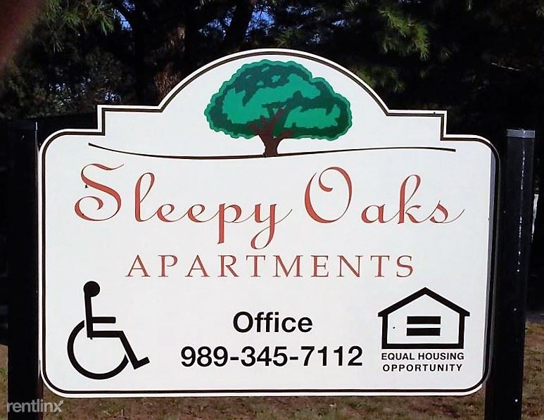 Sleepy Oaks Apartments