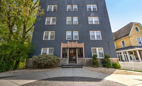 Apartments Near Peirce Rochelle Arms for Peirce College Students in Philadelphia, PA