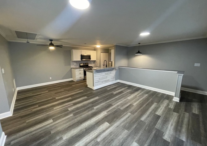 Apartments Near Brand New Renovated Condo in Edgewood!