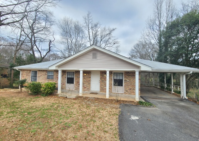 Houses Near 3 bed 2 bath home in Smyrna