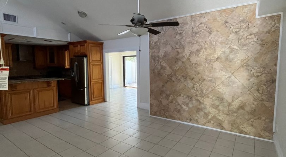 Well priced 3 bedroom, 2 bath in A+ rated Seminole county schools. Amazing Courtyard, chefs kitchen, fireplace!