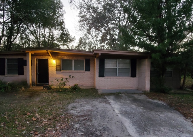 Houses Near 8954 4th Ave, Jacksonville - 3/1 House - $1,050/Mo