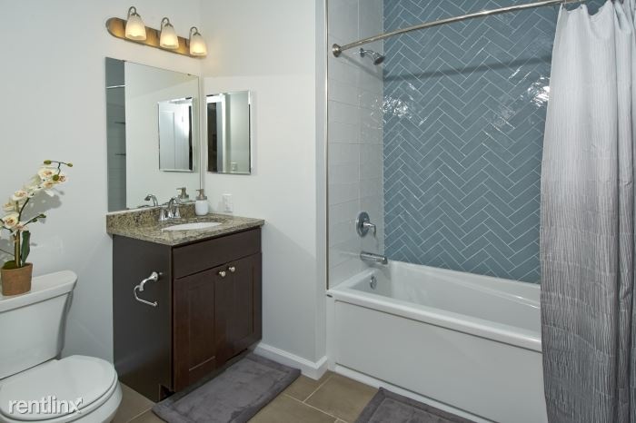 Beautiful 2 Bedroom 2 Bath Apt. in Luxury Elevator Bldg. W/D In Unit - New Rochelle