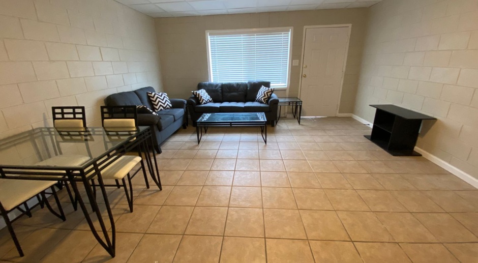PENSACOLA ARMS: One Bedroom Apartments in the Heart of FSU's Campus