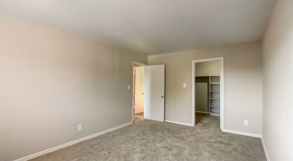 Spacious 2 bedroom in West Forest Park
