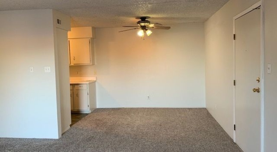 Cute NorthWest Condo With Everything You Need!!!