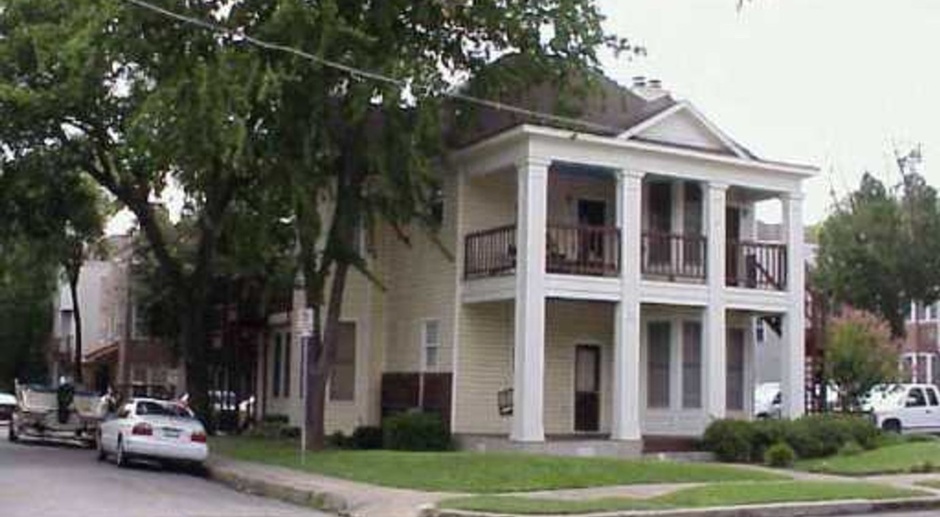 PRESERVATION SQUARE - CLASSIC OLD SCHOOL - 3 BEDROOM -  $3000 - READY NOW or July 31