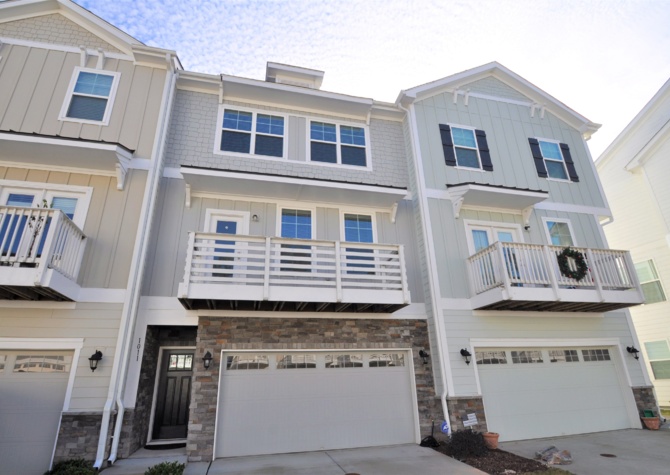 Houses Near Luxury 4 Bedroom Apex Townhome Available Immediately
