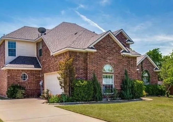 Houses Near 4 Bedroom Single Family Home in Kennedale