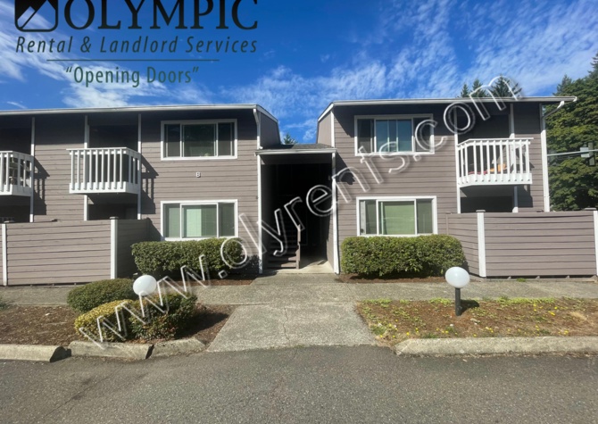 Houses Near 2 bed/ 1 bath apartment in Tumwater across from Tumwater Highschool!