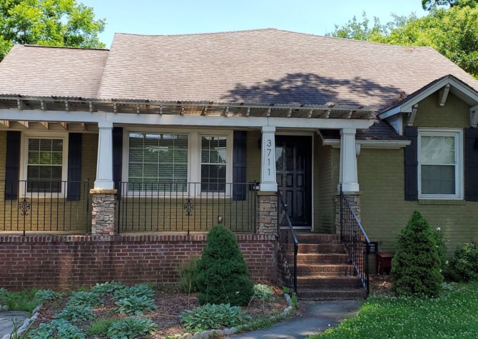 Houses Near Updated Dilworth home in great location close to South Park, Uptown, Park Rd Shopping Center and Freedom Park. 