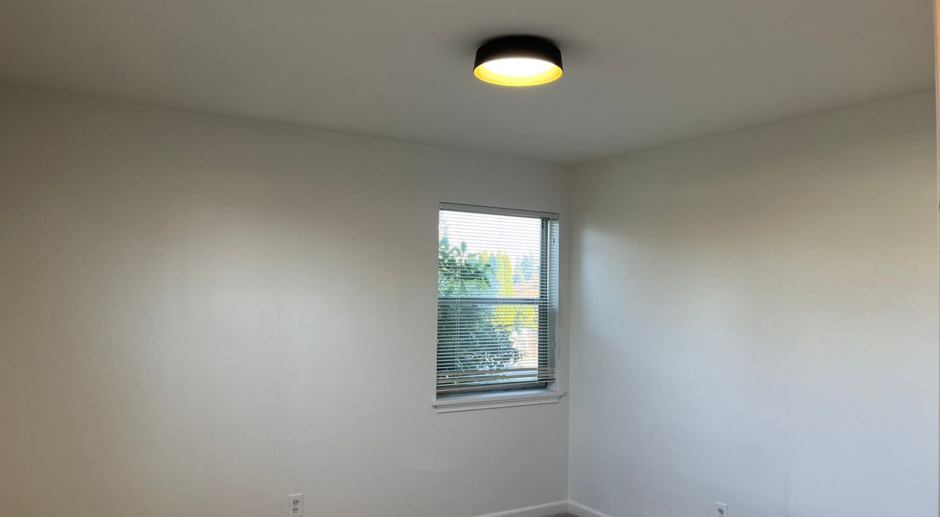 Rainier View - Just renovated 2 bedroom / 1 bath Spacious, Light-filled Home!