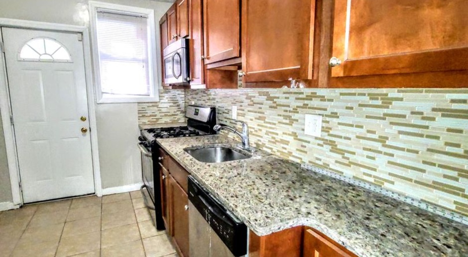 Move In Ready! Renovated Two BedroomTownhome 