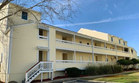 Apartments Near South Carolina Possum Trot- NMB Golf and Tennis for South Carolina Students in , SC