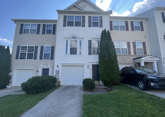 Houses Near 3 Bed, 2 Full/2 Half Bath Townhome in Martinsburg, WV