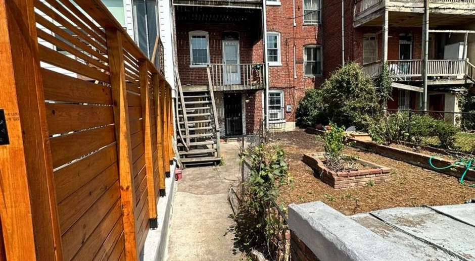 Stylish and Renovated 1BR, 1BA Condo Nestled in the Heart of Mt. Pleasant 