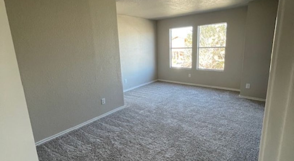 Ready For Move In - Spacious 3 Bedroom 2 1/2 Bath in West SA near 410 & Callaghan Rd